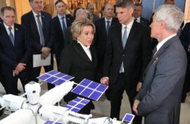 В Совете Федерации увидели космическую технику