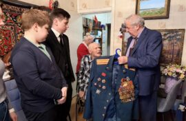 Музей Победы поздравил ветерана со столетием