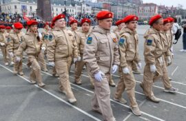 Парад объединил детей России, Китая и Лаоса
