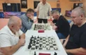 Бойцы сразились на шахматной доске