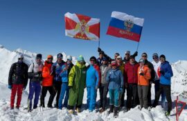 Росгвардейцы покорили Эльбрус