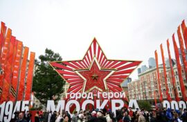 Марафон в честь народных ополченцев завершился в Москве