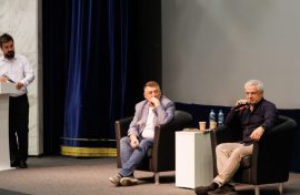 Ветераны авиации пообщались со школьниками