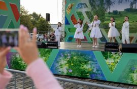 Юные артисты спели о Родине и семье