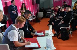 С китайскими писателями познакомятся в России