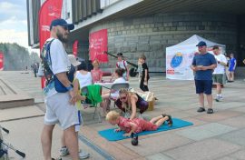 Спортсмены и любители спорта отмечают праздник