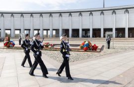 Московские кадеты заступили на Пост №1