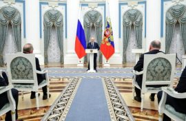 Президент отметил заслуги оружейников