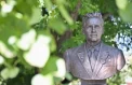 Монумент Герою-космонавту открыли в Воронеже