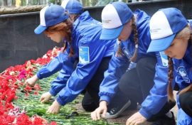 Волонтеры Победы поздравили ветеранов с окончанием Второй мировой