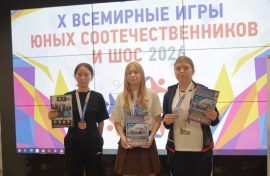 Юных спортсменов наградили памятными призами