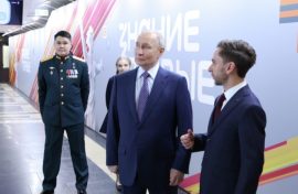 Лидер России принимает поздравления