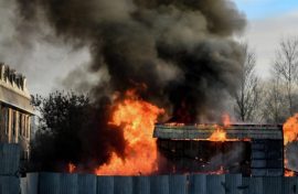 Юнармеец спас женщину при пожаре