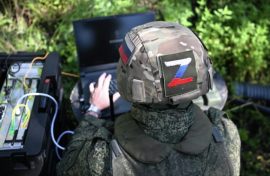 Военные связисты принимают поздравления